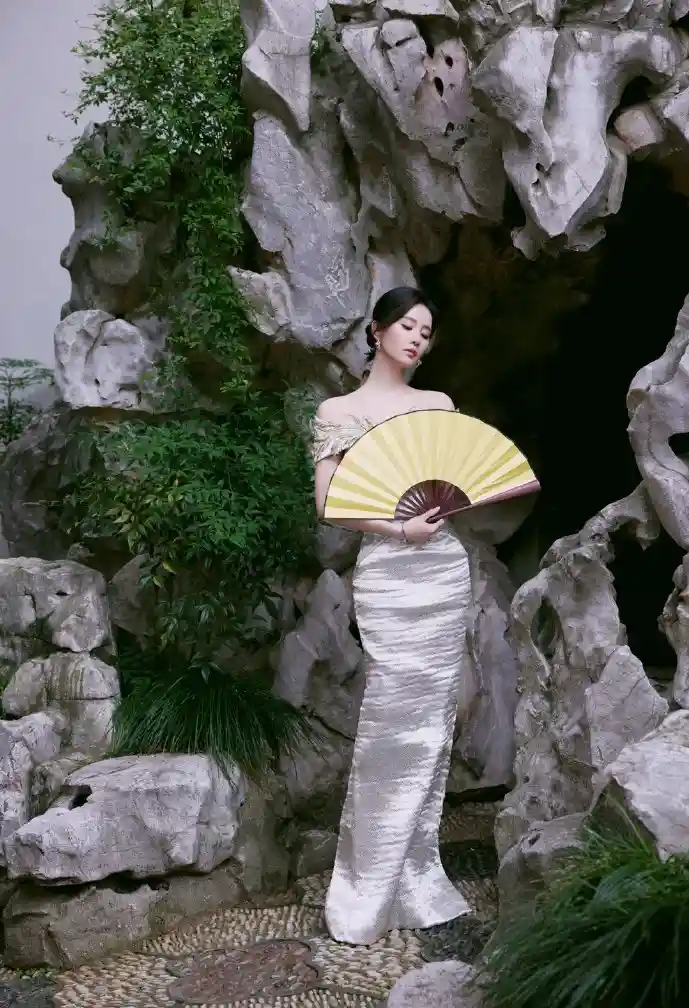 美丽约用户增长曲线